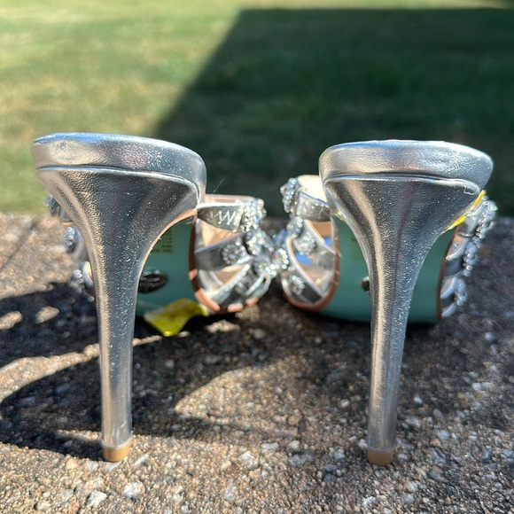 Betsey Johnson Silver Rhinestone Heels straps - Picture 4 of 5